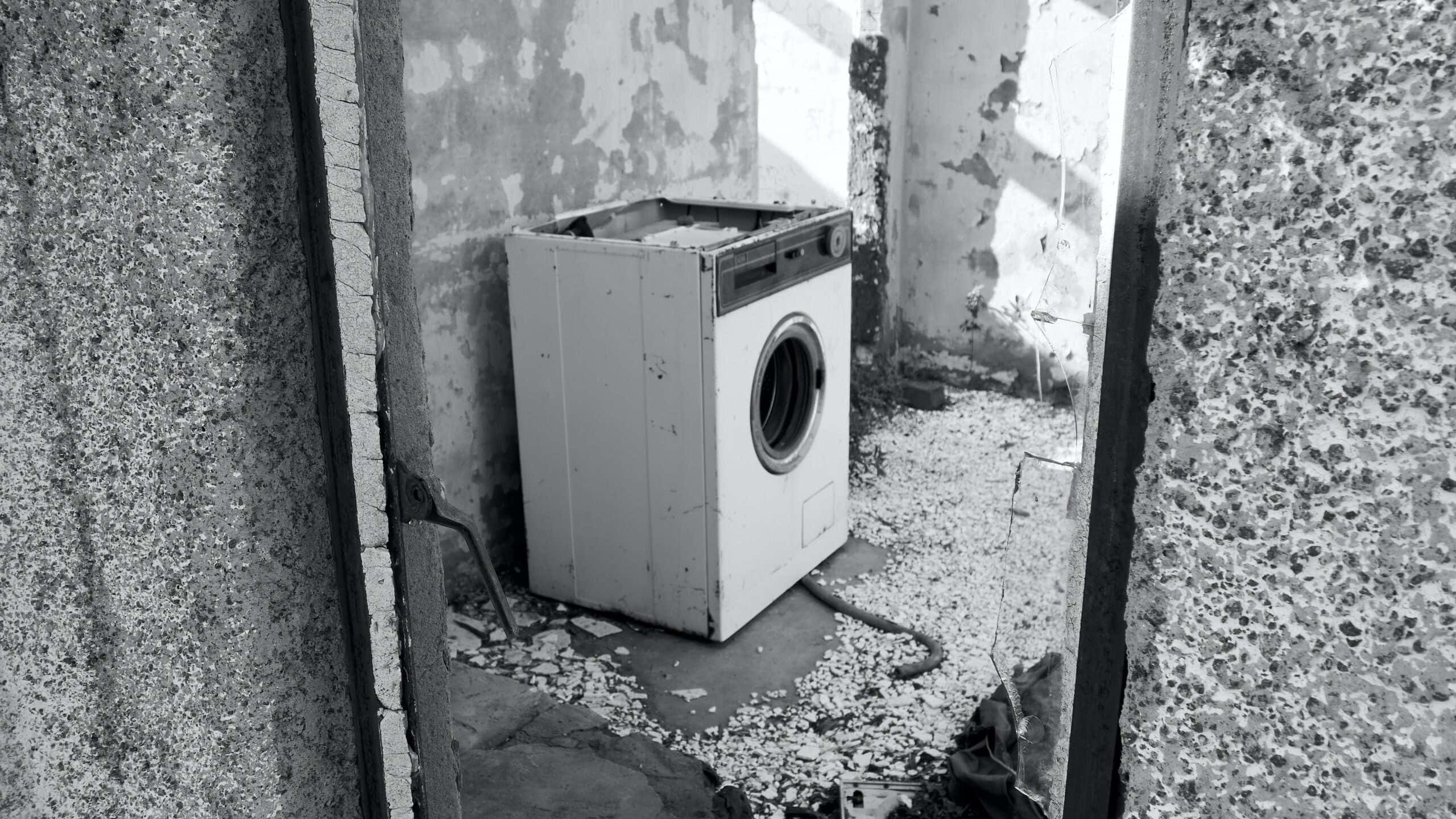 Appliance Removal Tips and Regulations