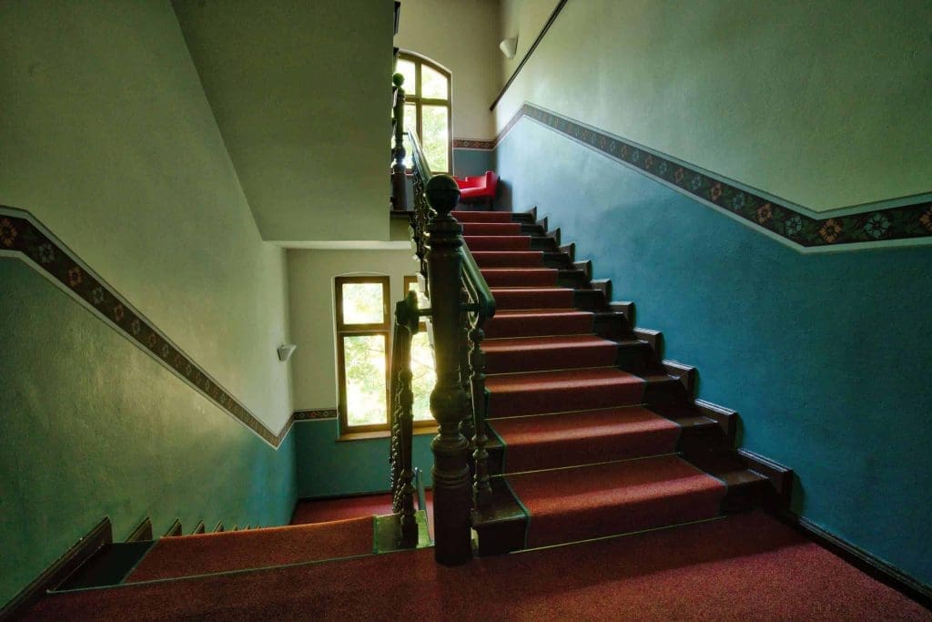 5 Tips for Removing Carpet from Your Home
